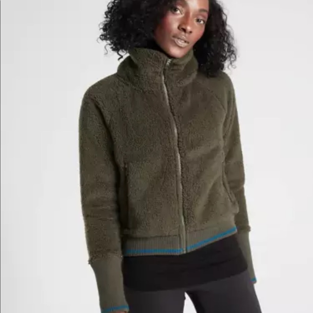 Women’s Large Athleta Tugga Sherpa Jacket